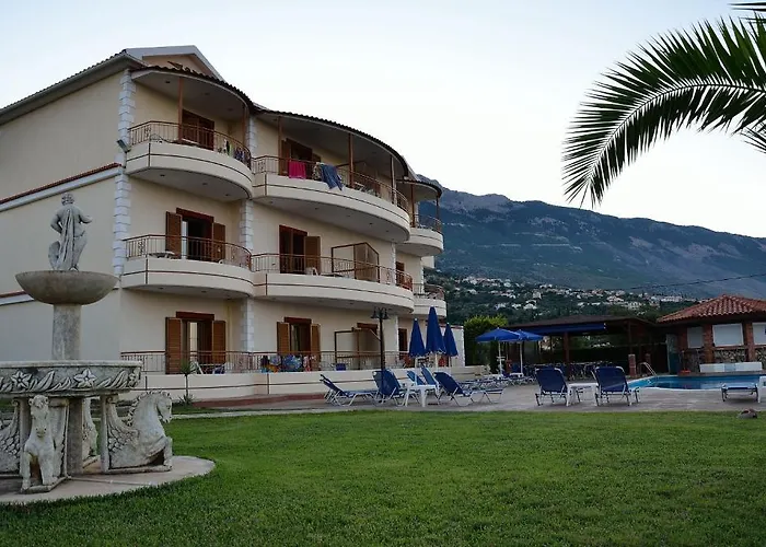 アパートホテル Marina-anna 3*