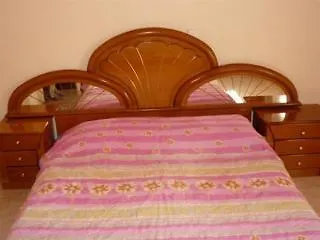 アパートホテル Marina-anna 3*