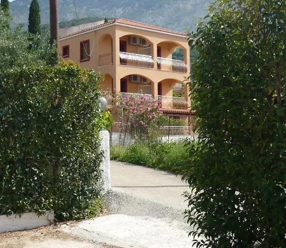 아파트호텔 Marina-anna 3*